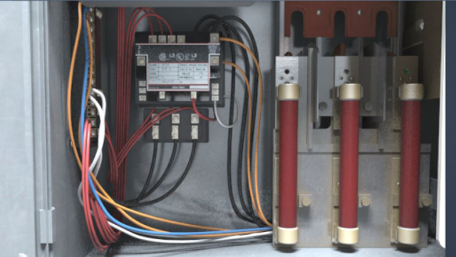 确保所有电路，相邻电路，带电电容器或要修复的设备都被断电，锁定，标记，并接地。