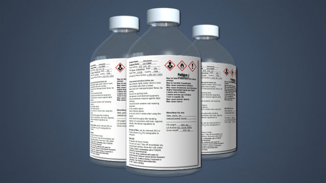 化学瓶子上的GHS Hazcom标签